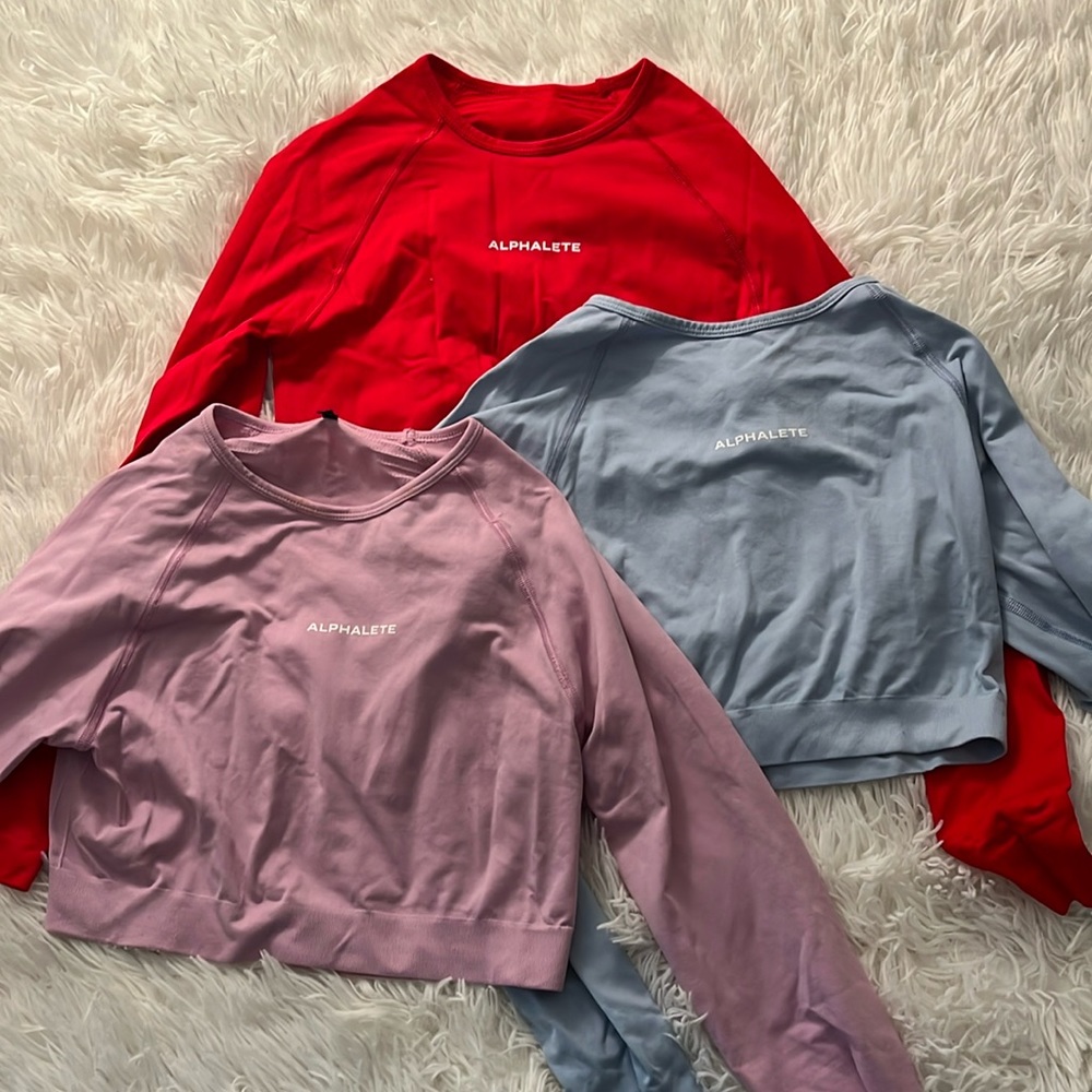 Alphalete top bundle